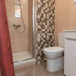 Lx佩纳公寓 *